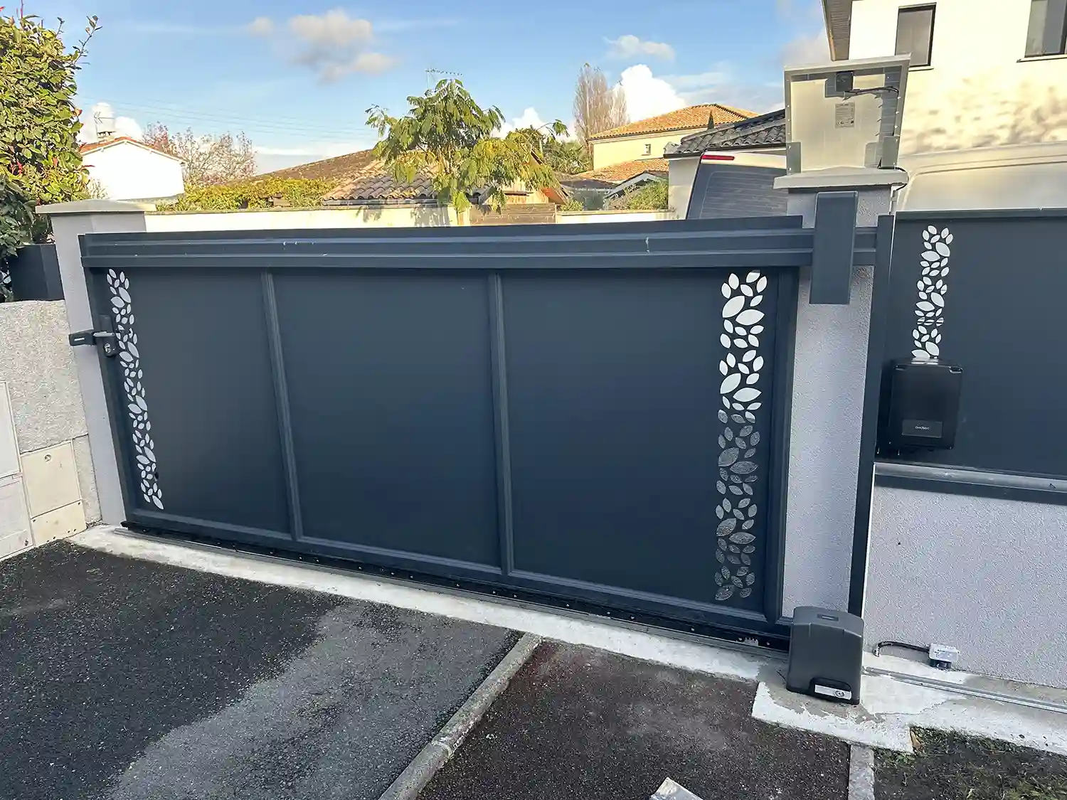 Motorisation portail Gironde : Installation par BHR Elec